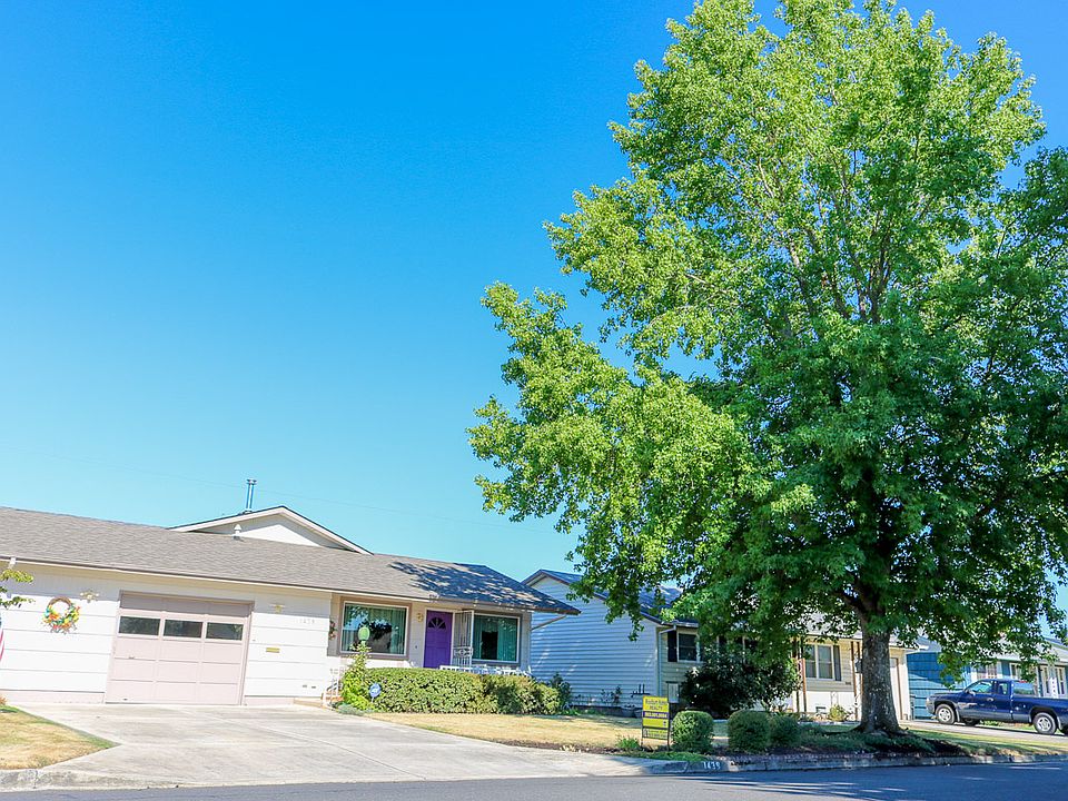 1439 Astor Way