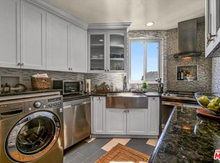 11670 W Sunset Blvd APT 303, Los Angeles, CA 90049