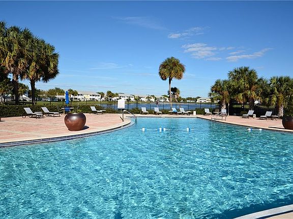 4th image of 3861 Pompano Dr SE