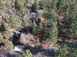 899 Kern Ave, Sugarloaf, CA 92386
