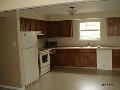 Kitchen/Dinnette