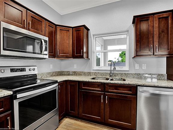 2nd image of 158 Bougainvillea St NE