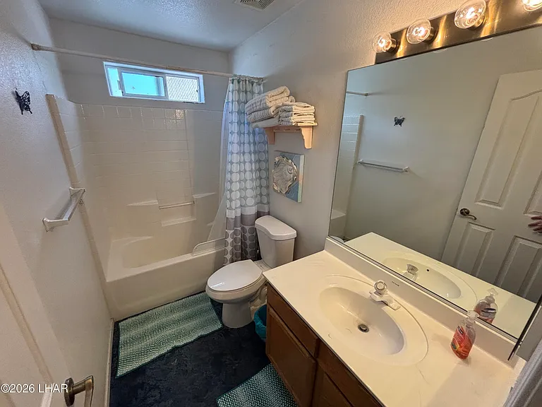 1210 Palmas Dr — Photo 31