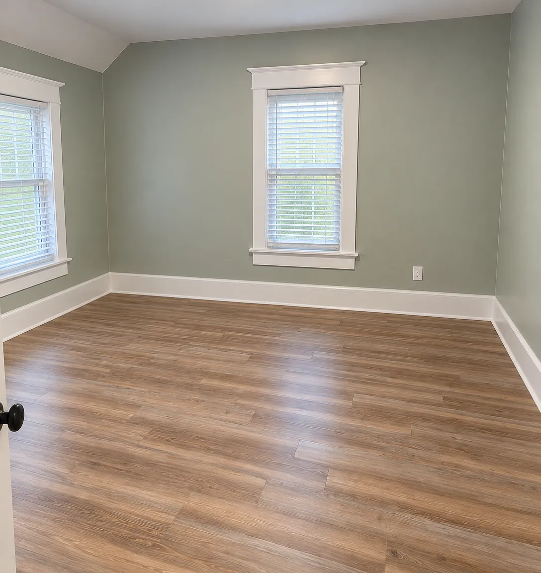 2 bed, 890 sqft, $1,550 — Photo 3