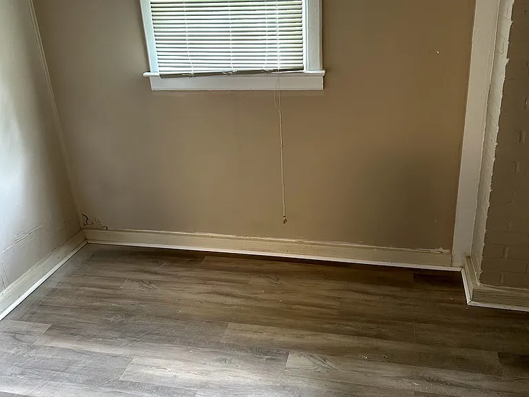 632 Ell St — Photo 2