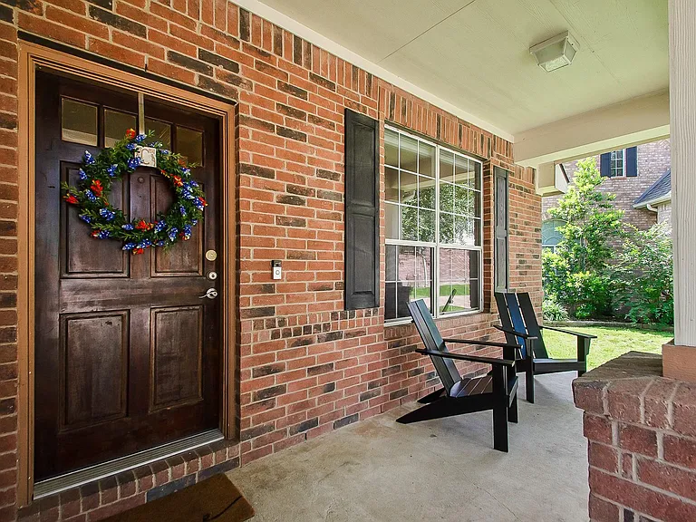 11302 N Creekwood Hills Ln — Photo 2