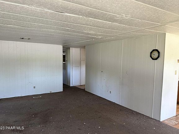 5th image of 2650 N Kings Hwy W