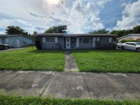 17202 NW 9th Ct, Miami Gardens, FL 33169