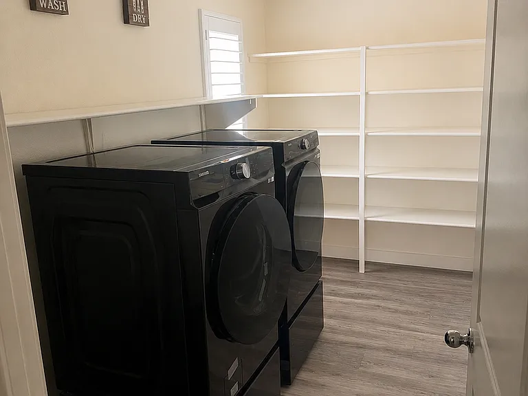 4255 W Ivesbrook St — Photo 5