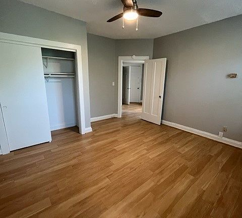4th image of 2560 Woodburn Ave APT 9