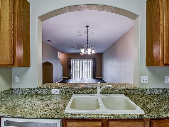 5th image of 30319 Elderwood Dr