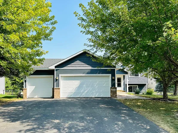 520 9th Ave NE, Lonsdale, MN 55046