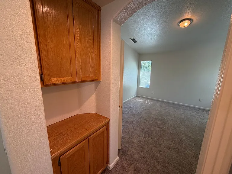 2821 Babson Dr — Photo 29