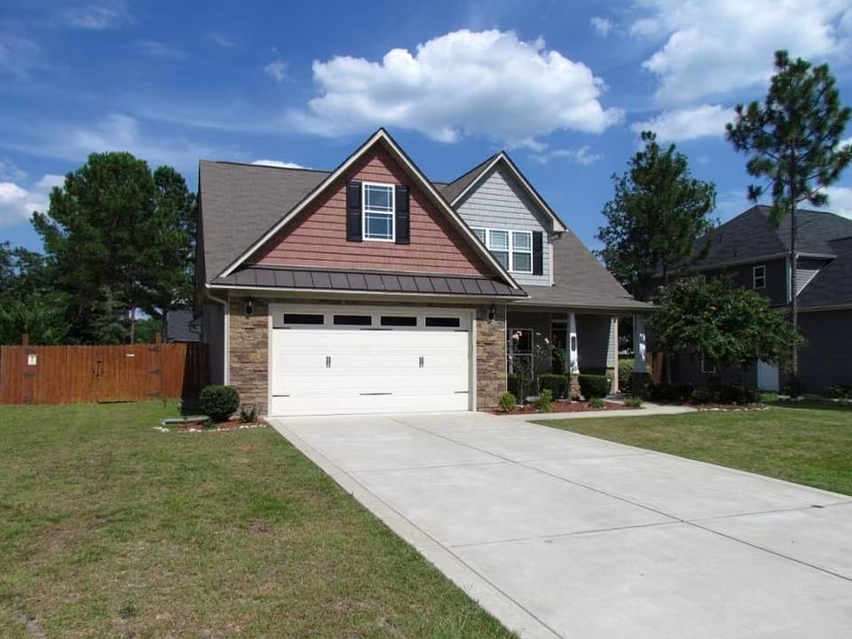 1st image of 4009 Quarry Hollow Dr
