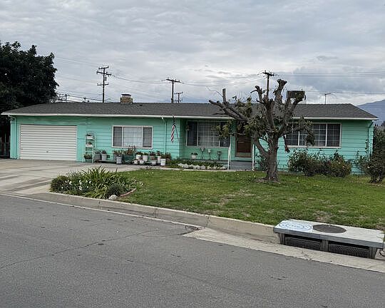 4th image of 107 Brisbane St