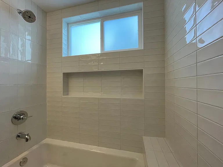 2409 NW Raleigh St — Photo 20