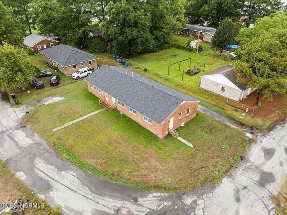 4th image of 4134 Corbett Cir