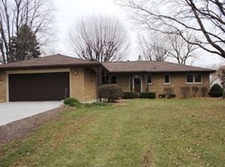 615 N Hartwell St, Gilman, IL 60938