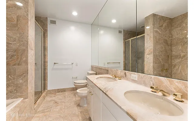 Rented by Douglas Elliman | media 36