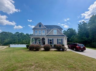 189 Tun Tavern Dr, Cameron, NC 28326
