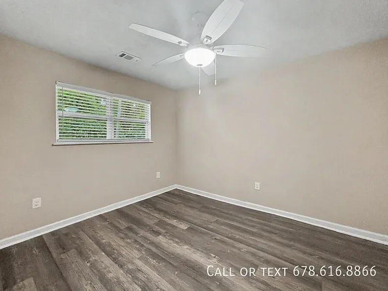 5136 W Herring St #A — Photo 6