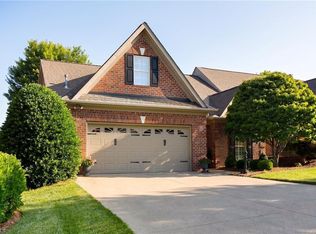 1079 Muirfield Ave, Clemmons, NC 27012
