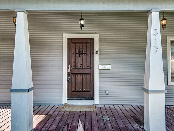 2nd image of 317 Lamar St