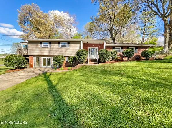 3543 Ginn Farm Dr, Knoxville, TN 37920