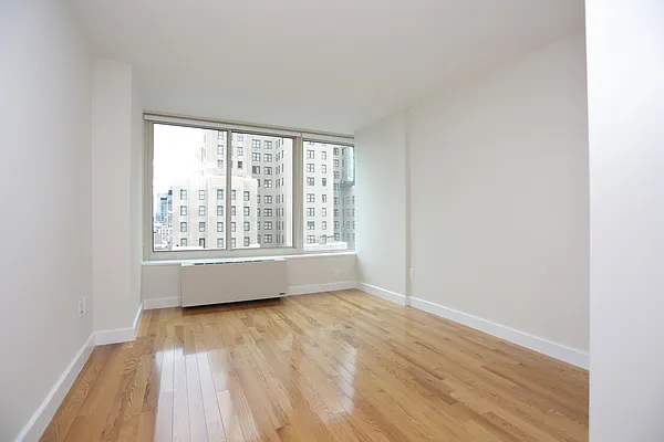 Rented by Stonehenge NYC LLC | media 18