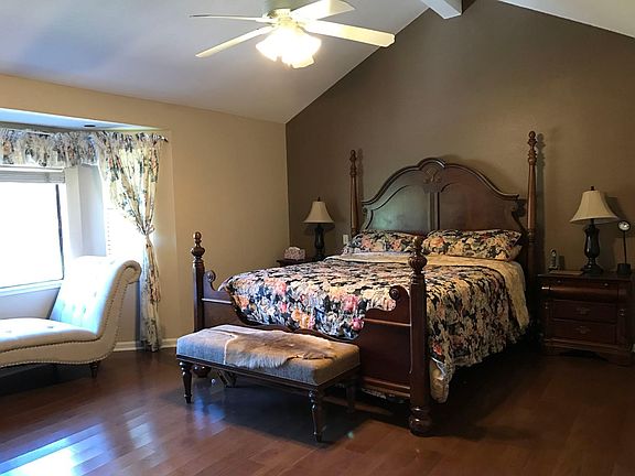 5th image of 40740 Rainwater Ct