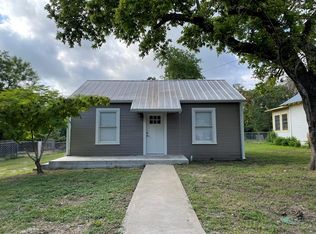 309 Lowry St #S, Kerrville, TX 78028