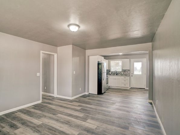 1201 Mark St