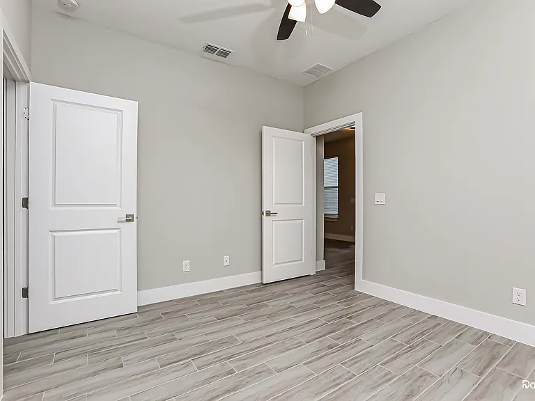 344 Hibiscus Dr — Photo 12