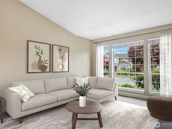 5th image of 6511 55th Drive NE