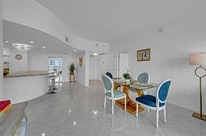 3rd image of 4020 Galt Ocean Dr APT 1807