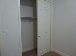 3934 S Parkwood St, Visalia, CA 93277