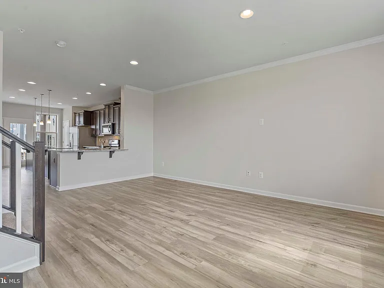 5907 Garden Walk Dr — Photo 8