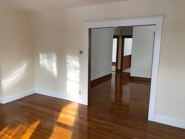 19 Cornell St #19 — Photo 11