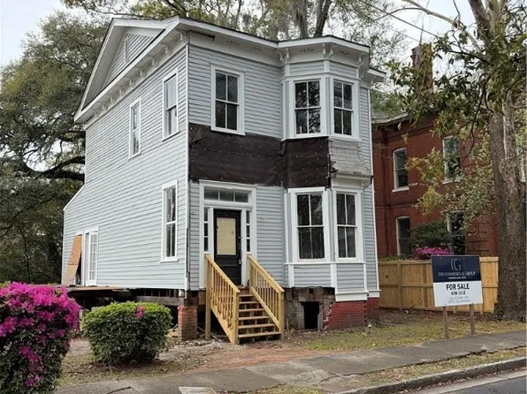217 E 38th Street, Savannah, GA 31401