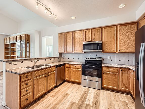 5th image of 1335 Villa Grv #1