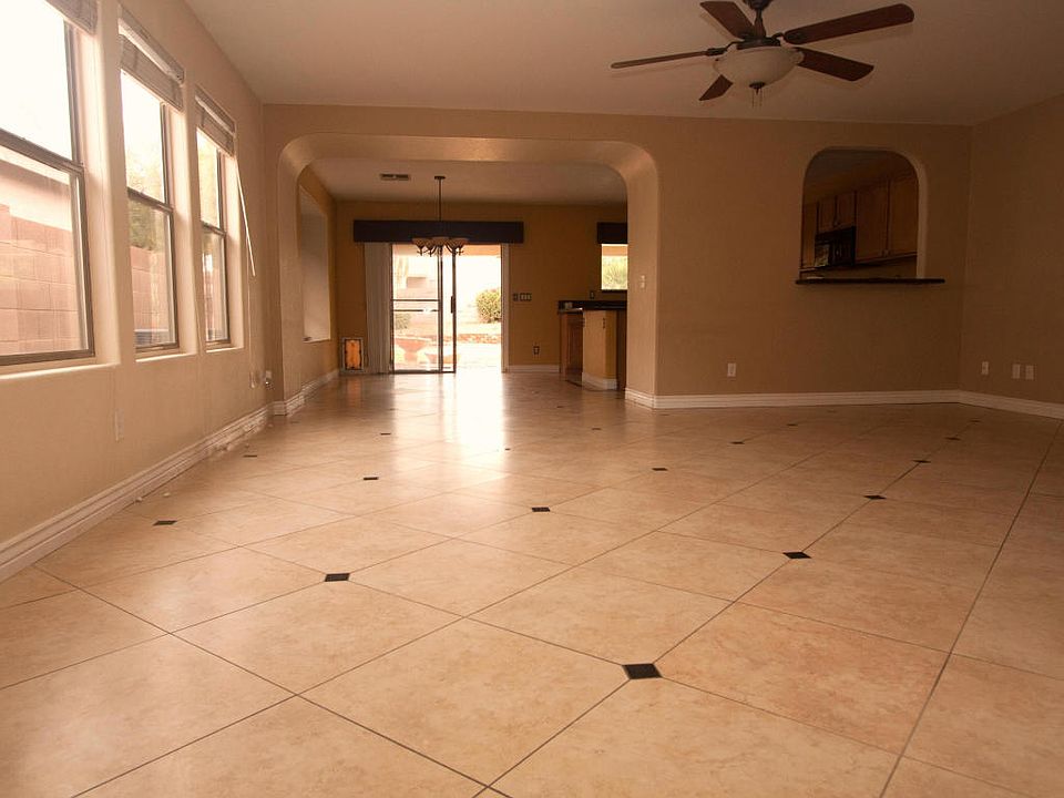 1st image of 26401 N 41st Way