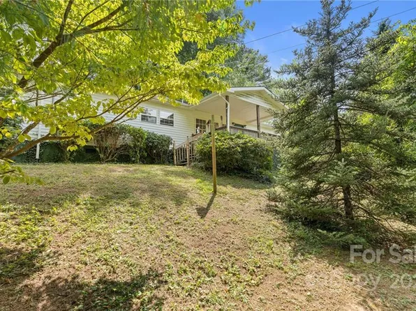 44 Jessella Dr, Clyde, NC 28721