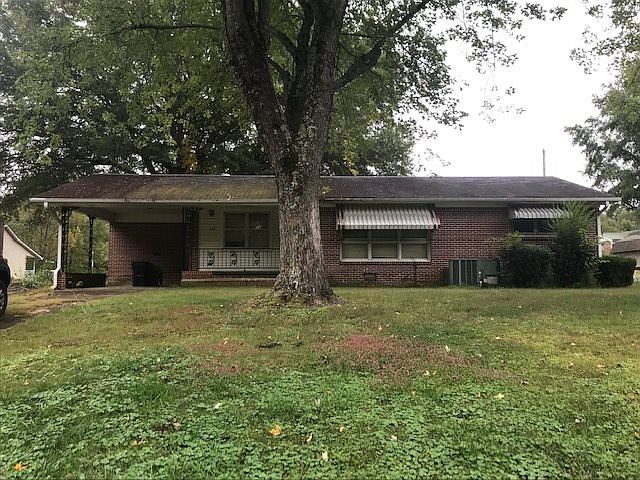 1st image of 569 Linden St