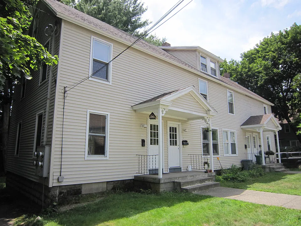 21 Valley St