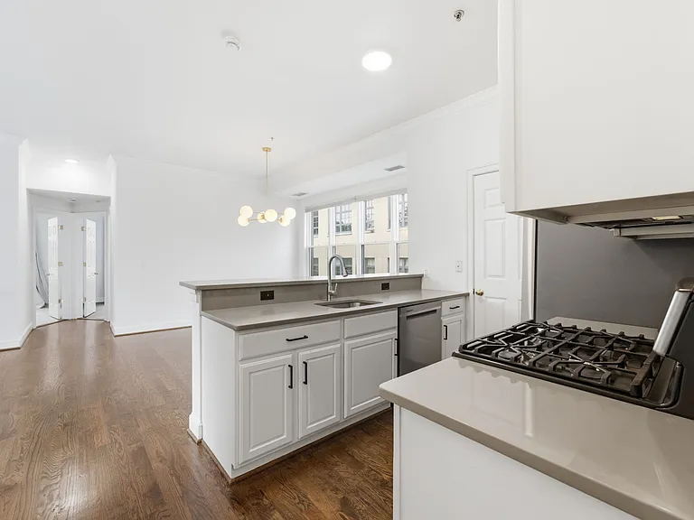 1340 Q St NW #23 — Photo 6