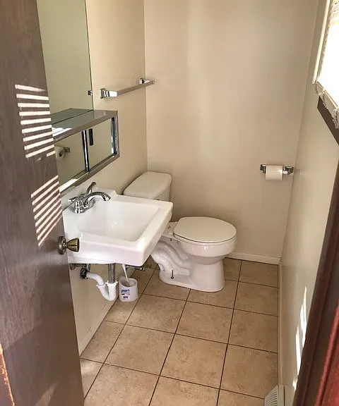 223-225 Edgewood Dr — Photo 2