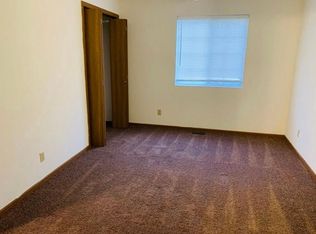 1761 Felten Rd #2C, Aurora, IL 60505