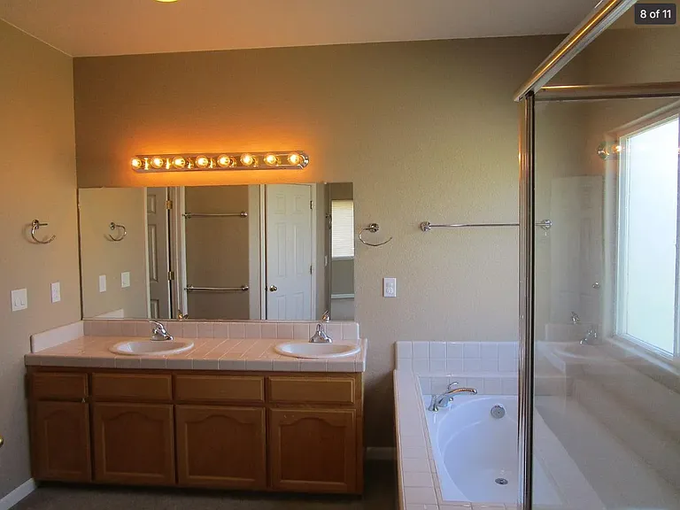 967 Golf Ave — Photo 6