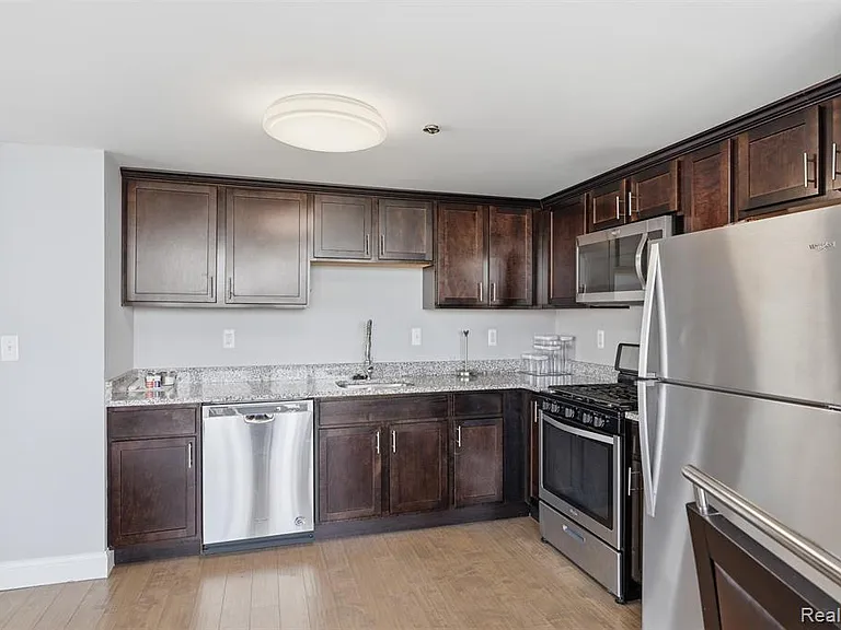 250 E Harbortown Dr #404 — Photo 16