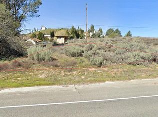 Elizabeth, Lake Hughes, CA 93532